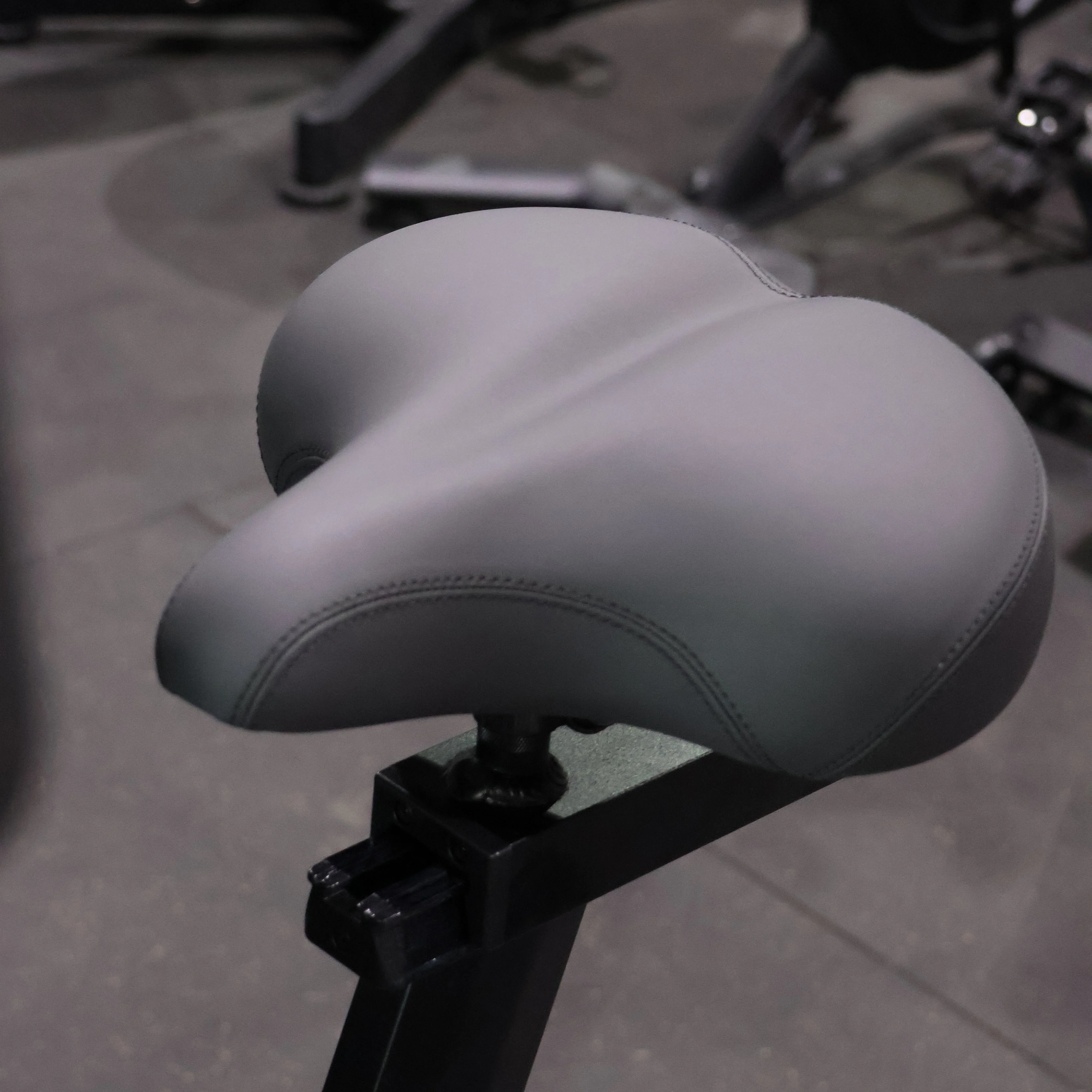 ARROW Commercial Air Bike - Image 5